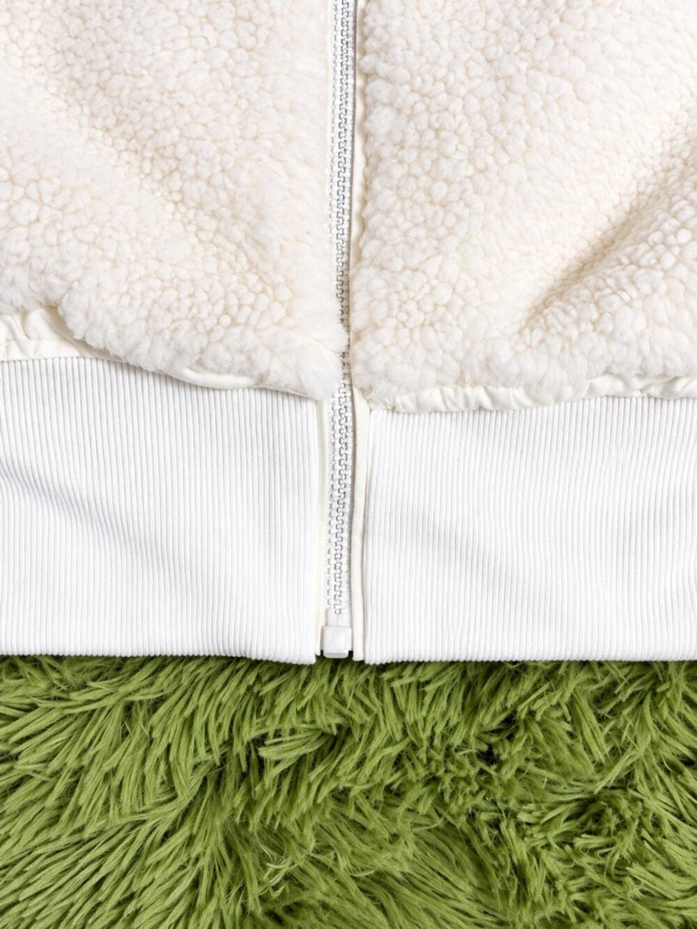 ALO Yoga Foxy Sherpa Jacket NWT Oversized Faux Fur S–L - Picture 7 of 10